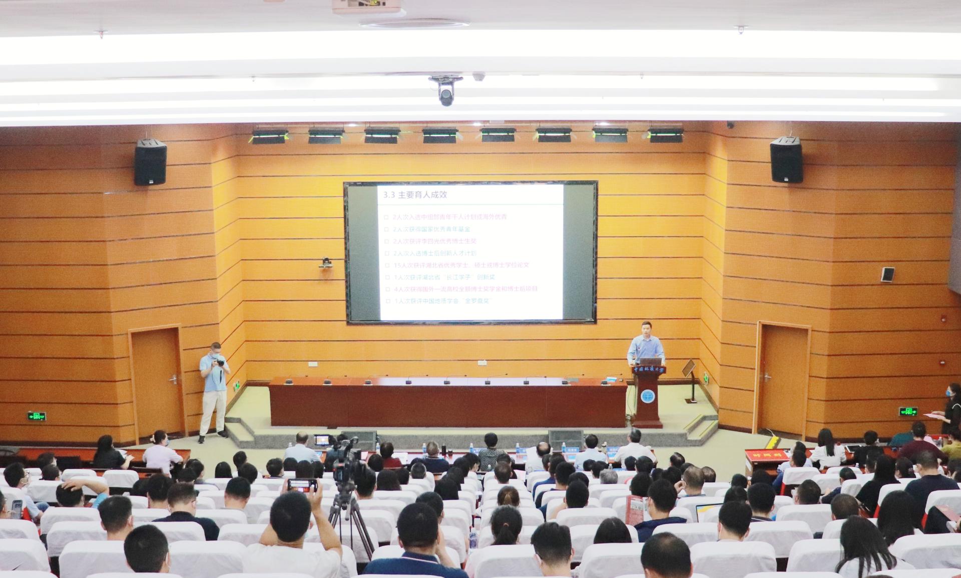 裕盈130精选特码预测